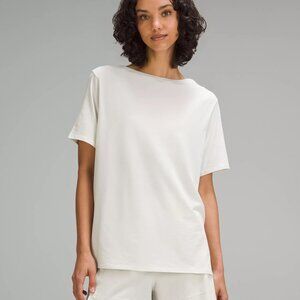 Lululemon Relaxed-Fit Boatneck T-Shirt (Size US 6)